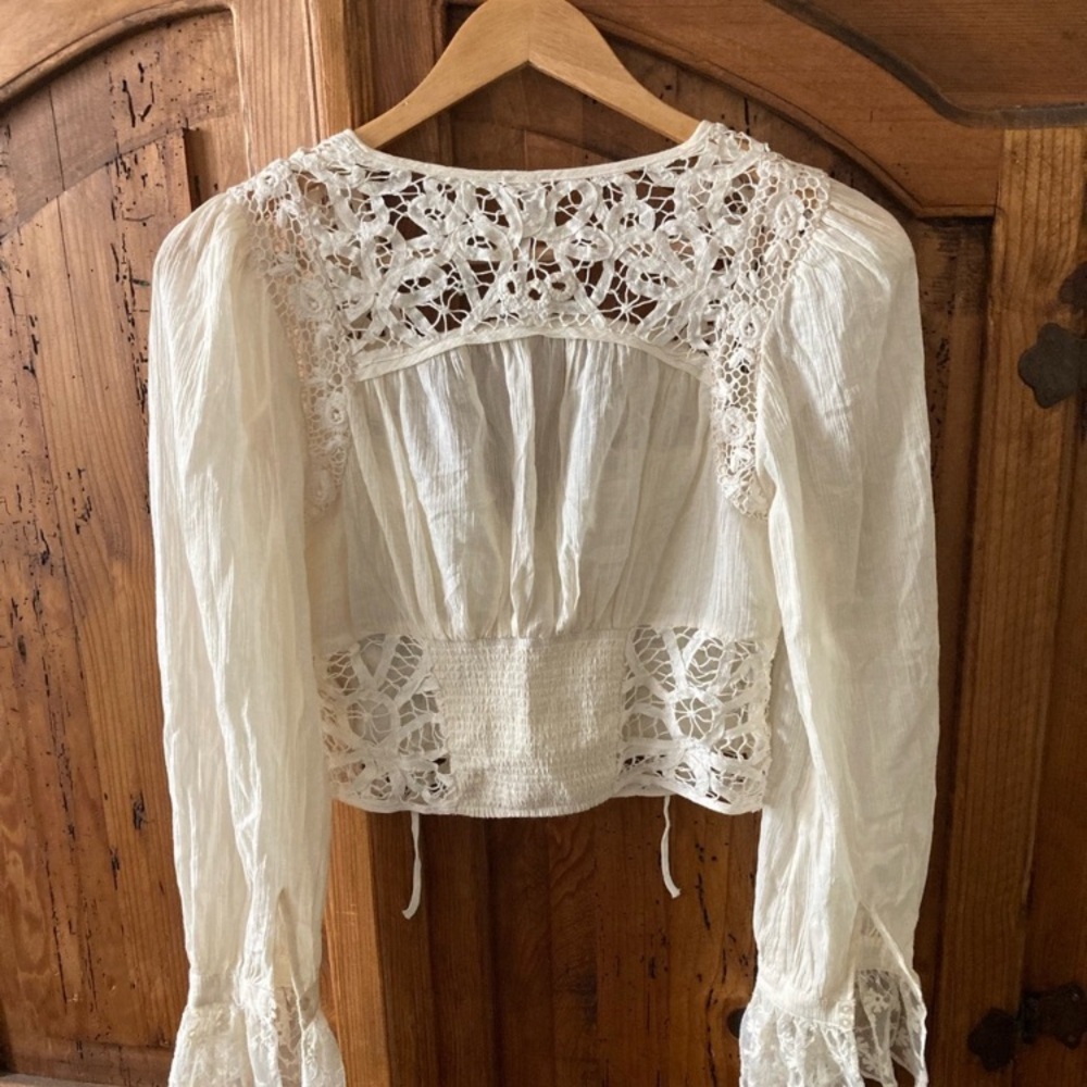Free People Sorelle Lace V-Neck White Ivory Lace Crop Top Blouse - Picture 6 of 16